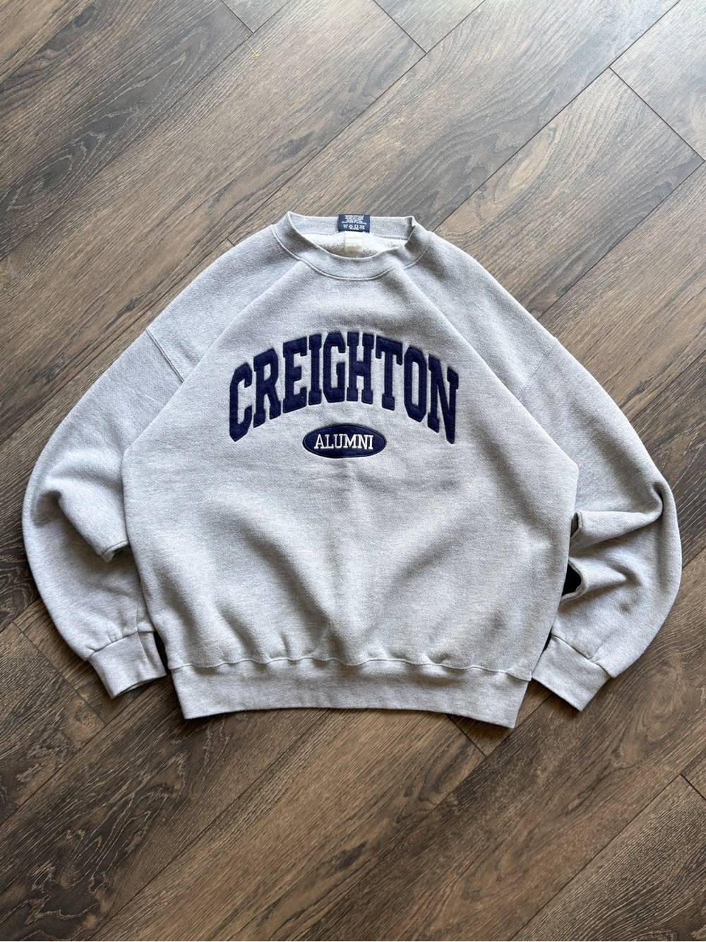 Creighton University Alumni Mens XL Sweatshirt Gray Embroidered Vintage 90s